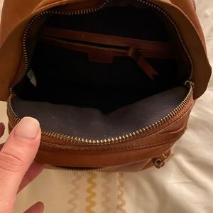 Madewell The Lorimer Mini Backpack(English Saddle)